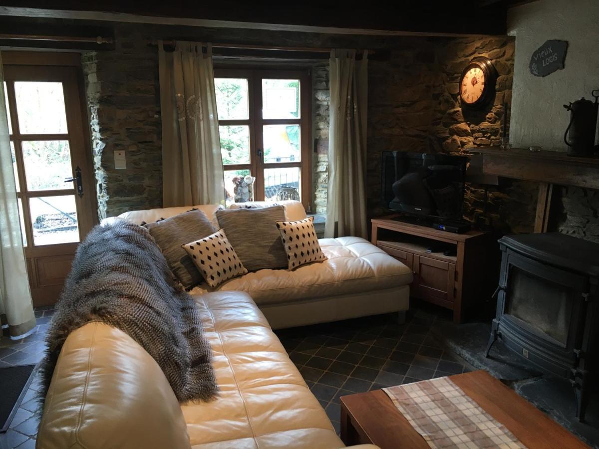 Vieux Logis Een Prachtige Ardeense Vakantiewoning Vresse-sur-Semois Luaran gambar