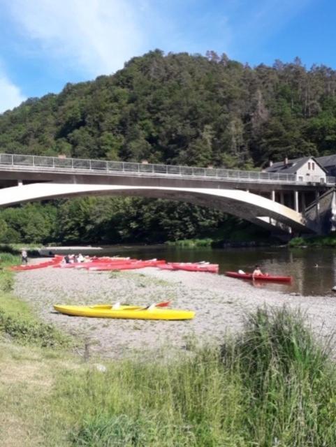 Vieux Logis Een Prachtige Ardeense Vakantiewoning Vresse-sur-Semois Luaran gambar